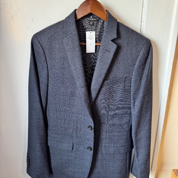 Men’s Navy Suit Jacket (36R) / Blazer | Banana Republic - Picture 13 of 16